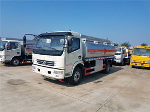 5噸油罐車(chē)現(xiàn)車(chē) 高效運(yùn)輸?shù)睦硐脒x擇